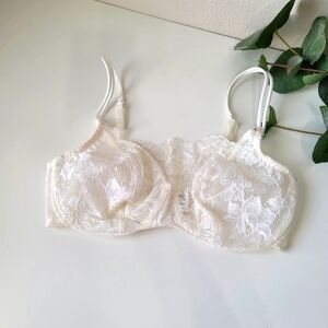 Wacoal Cami lace bra 85146 white